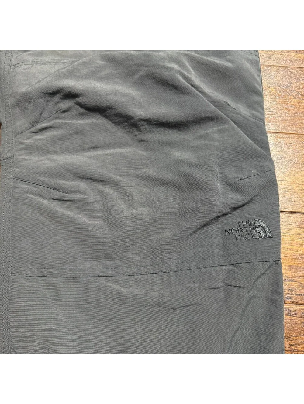 The North Face Mens Hiking Pants Gray Nylon Ripstop Straight Leg Size 36 Lined